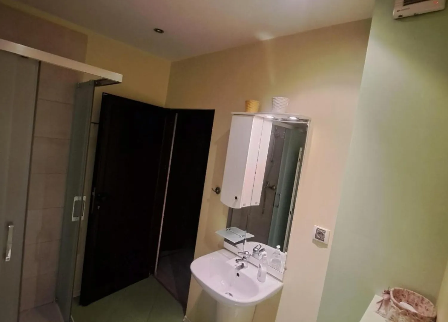 Modern & Central 1Br Apartment With Lovely Terrace Filibe